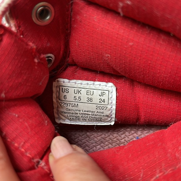 Pre-loved. Timberland 650 Pink and Red Winter Ankle Boots Sz 8-Women. Sz 6-Men - Picture 3 of 4